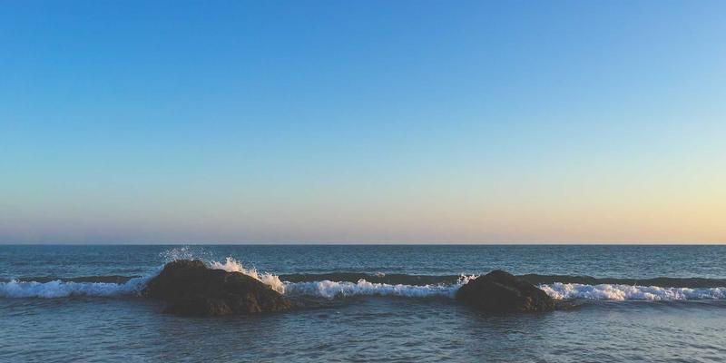 人体工学如何重塑服装模特道具设计?让展示更自然生动的三大核心策略 | 利奥模特