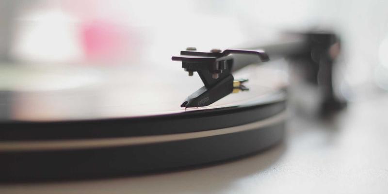 快闪店制胜法宝：服装模特道具如何实现轻量化、高冲击力与快速部署